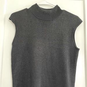 Elegant Sleeveless Black Glittery Turtleneck